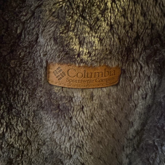 Columbia Sweater - Picture 4 of 6